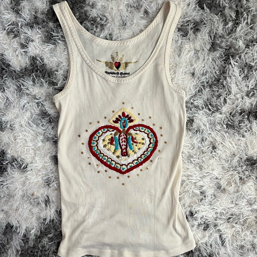 TWISTED HEART Cream Tank Top with Red Turquoise Embroidered Heart